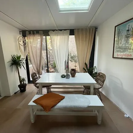 Cosy Avec Jardin Et Jacuzzi Proche De La *